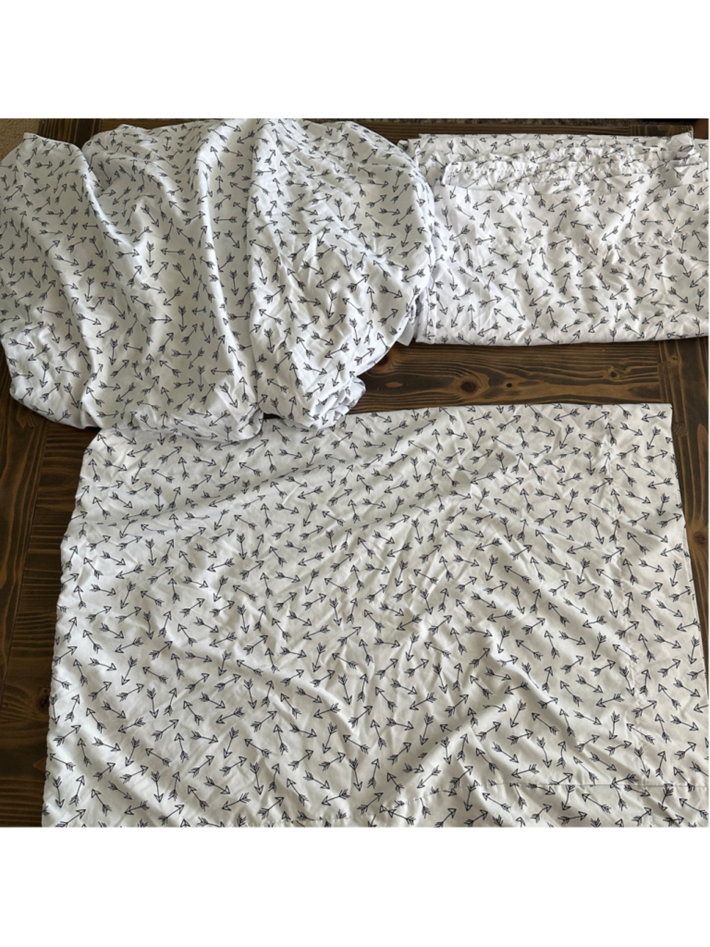 Pillowfort Twin Bed Sheet Set White Black Arrow Geometric Kids Bedding